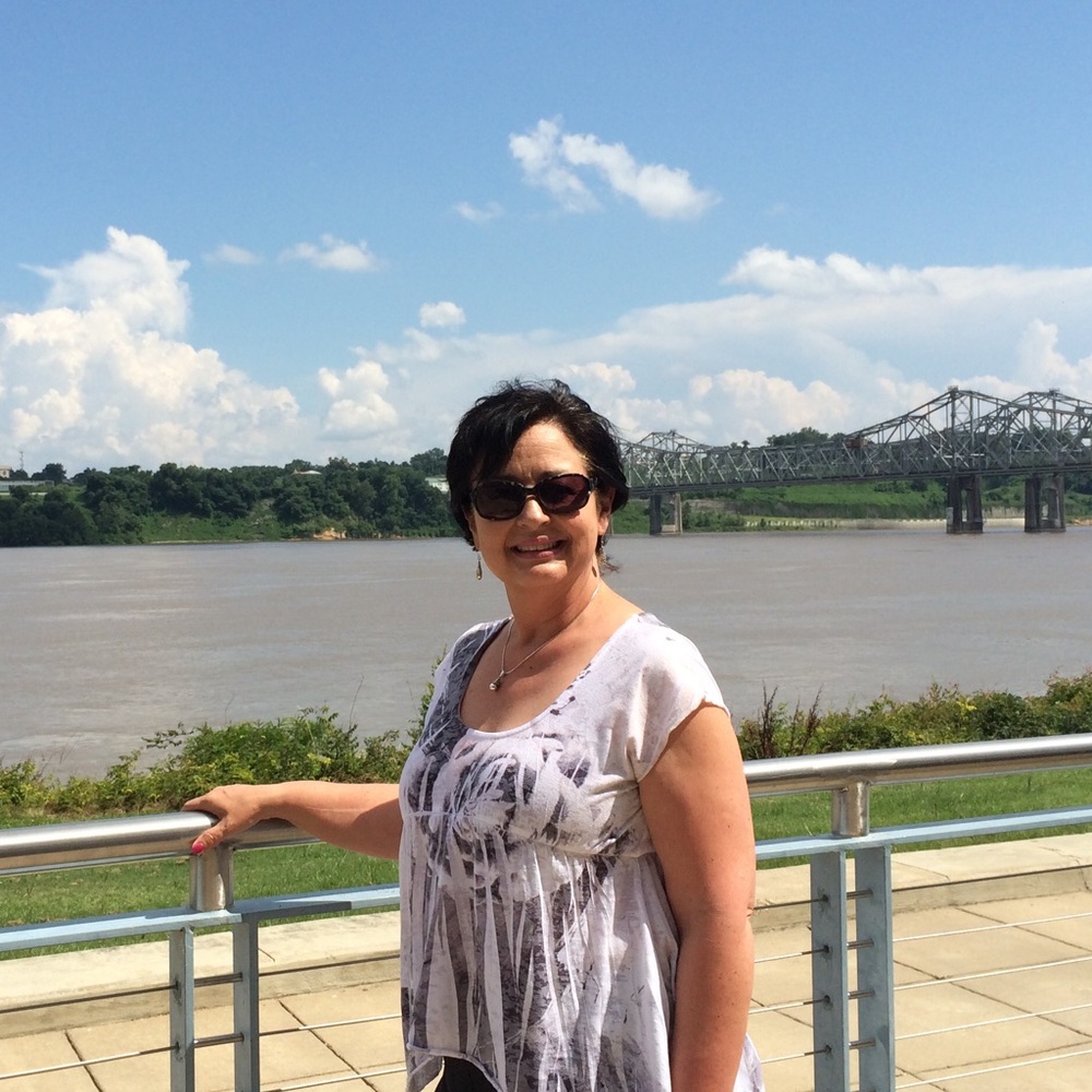 Meet your Posher, Carla